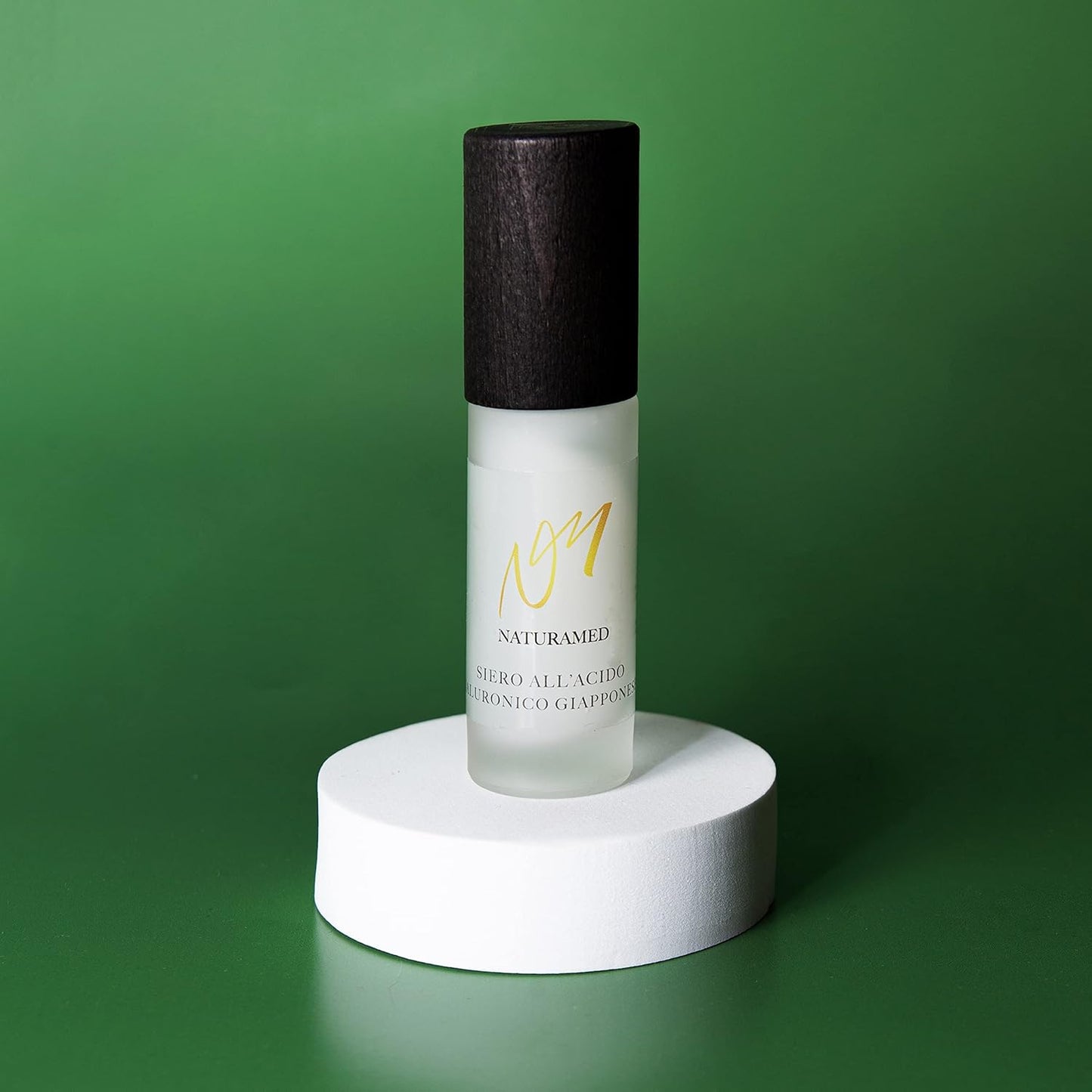 Box Cosmetico All’Acido Ialuronico Giapponese 100% Puro - Bio Crema E Siero Viso, Crema Contorno Occhi E Massaggiatore Jade Roller Con Pietra Gua Sha in Giada - Cosmetici Vegani Made in Italy